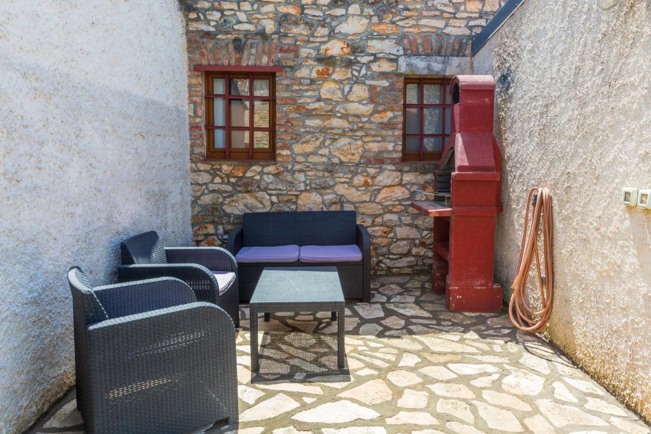 Lilo Lavender Apartment Loborika Exterior foto